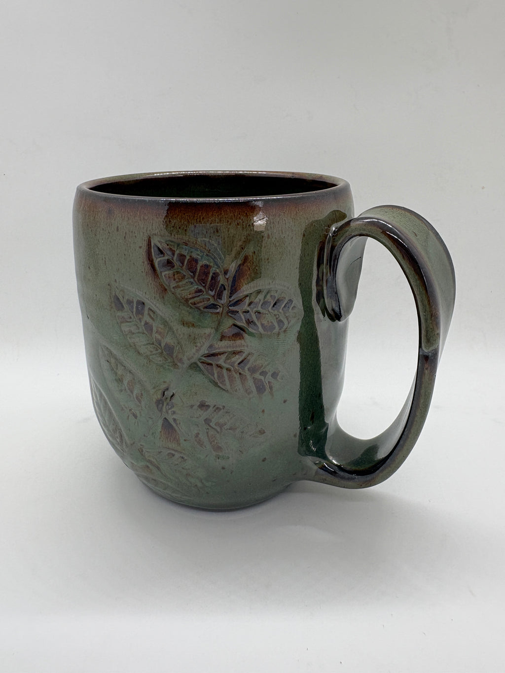 Leaf Carved Mugs