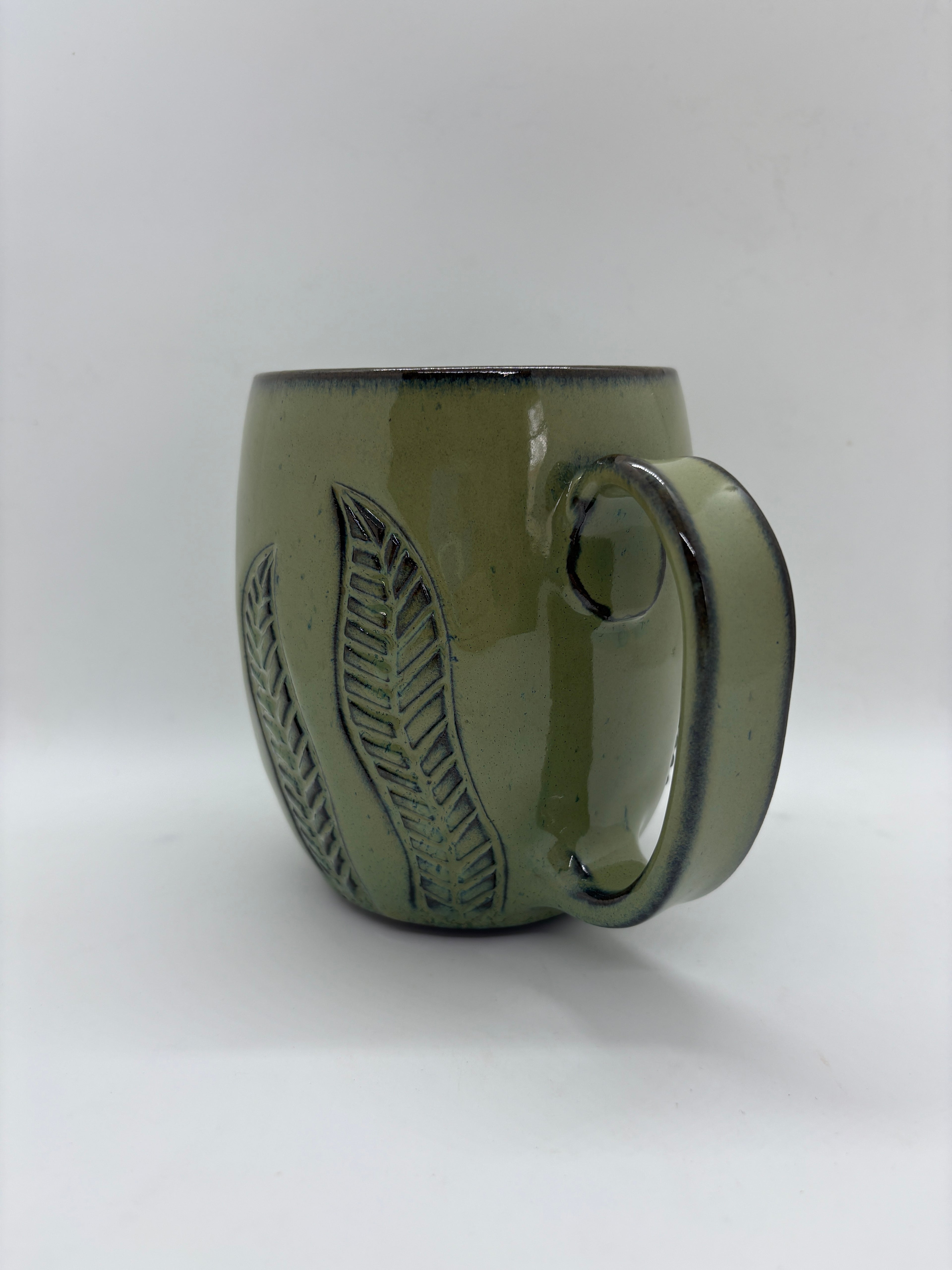 Leaf Carved Mugs