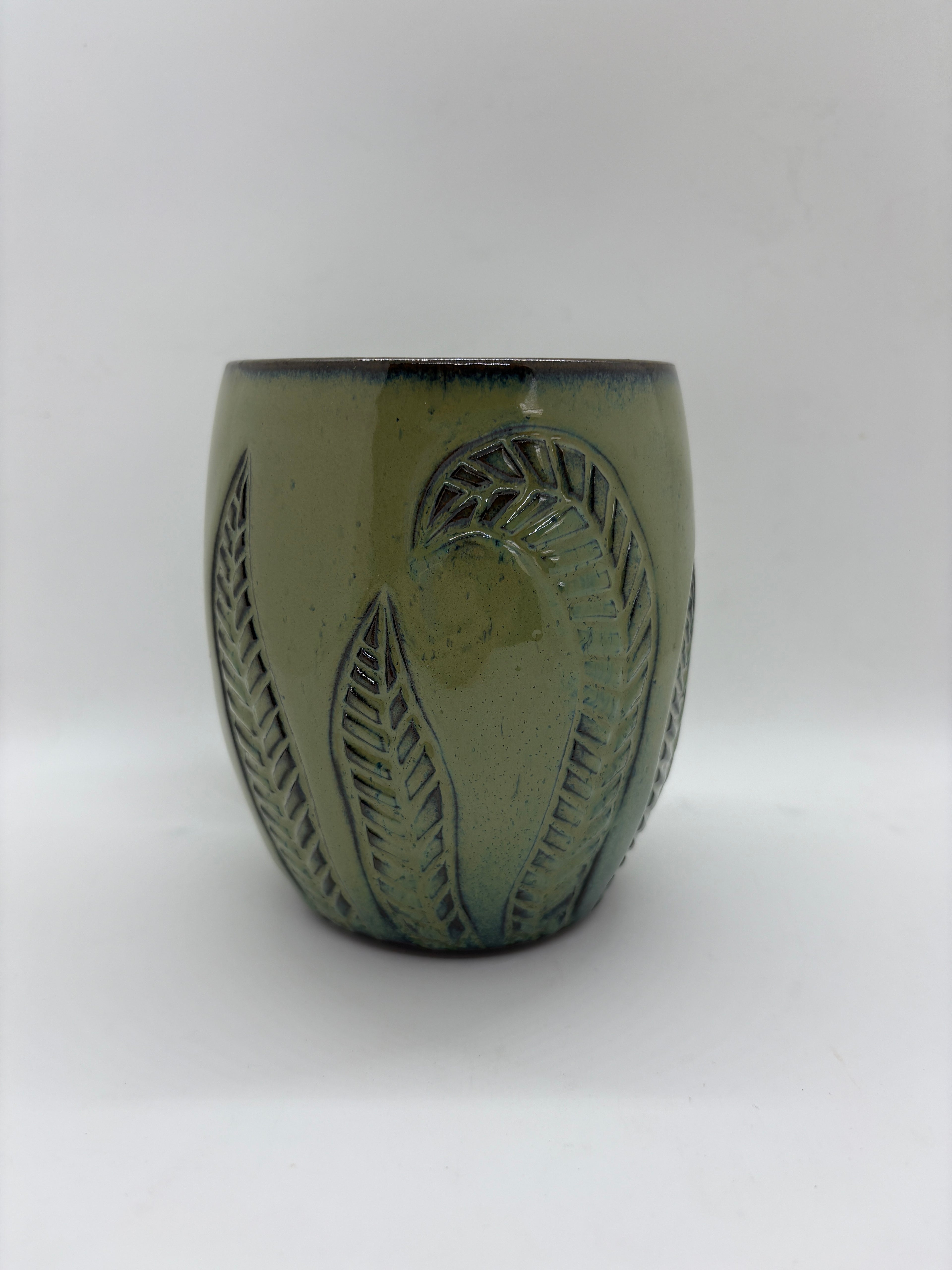 Leaf Carved Mugs