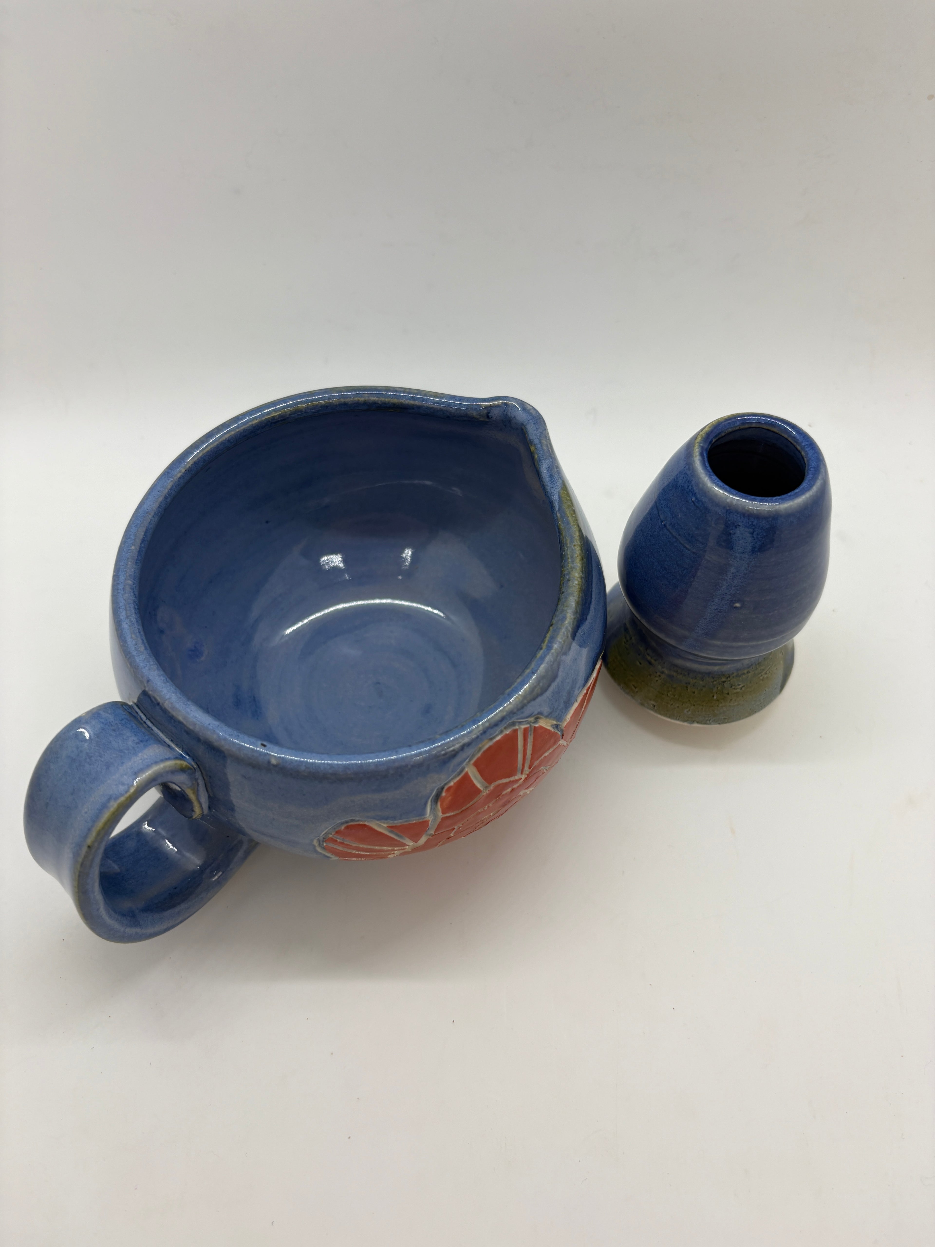Blue rose etched matcha bowl + whisk set