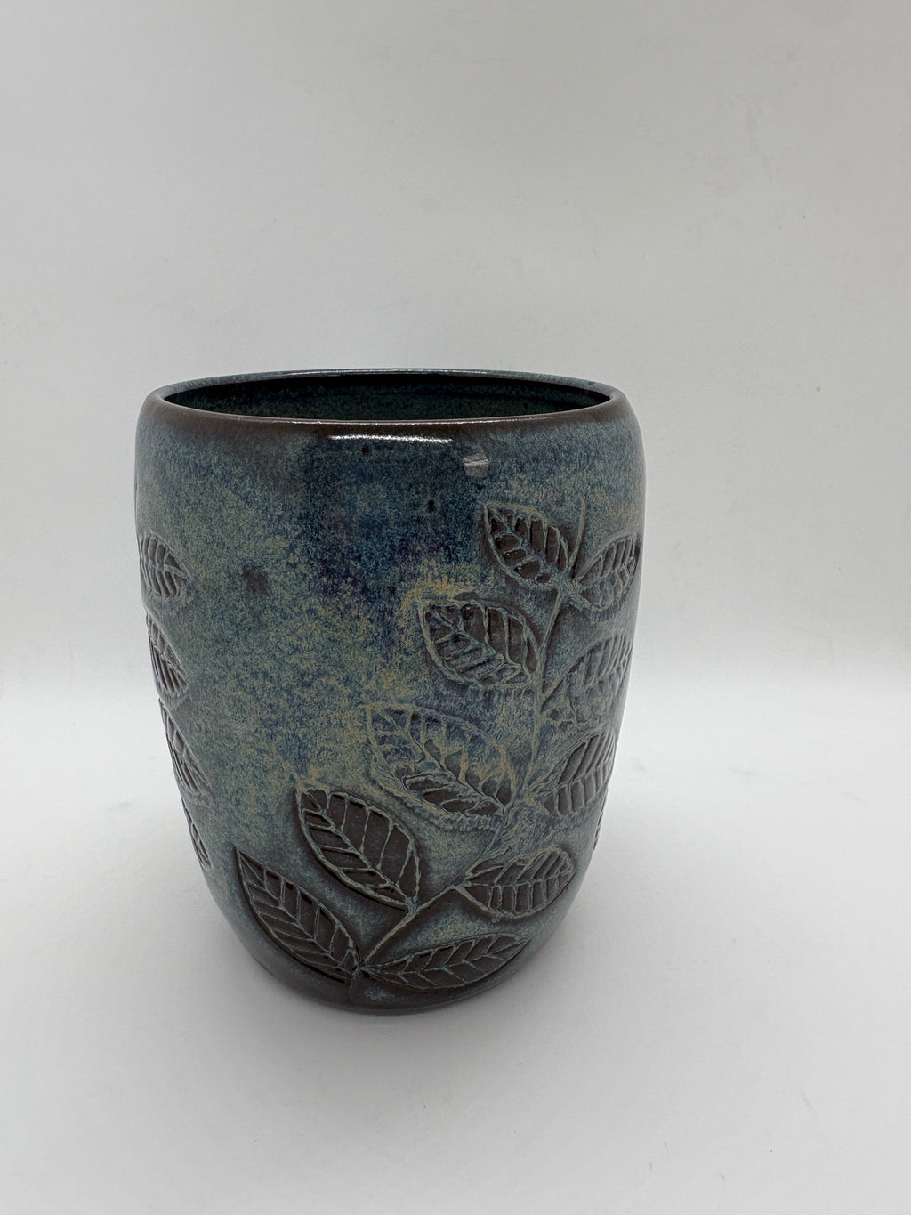 Leaf Carved Mugs