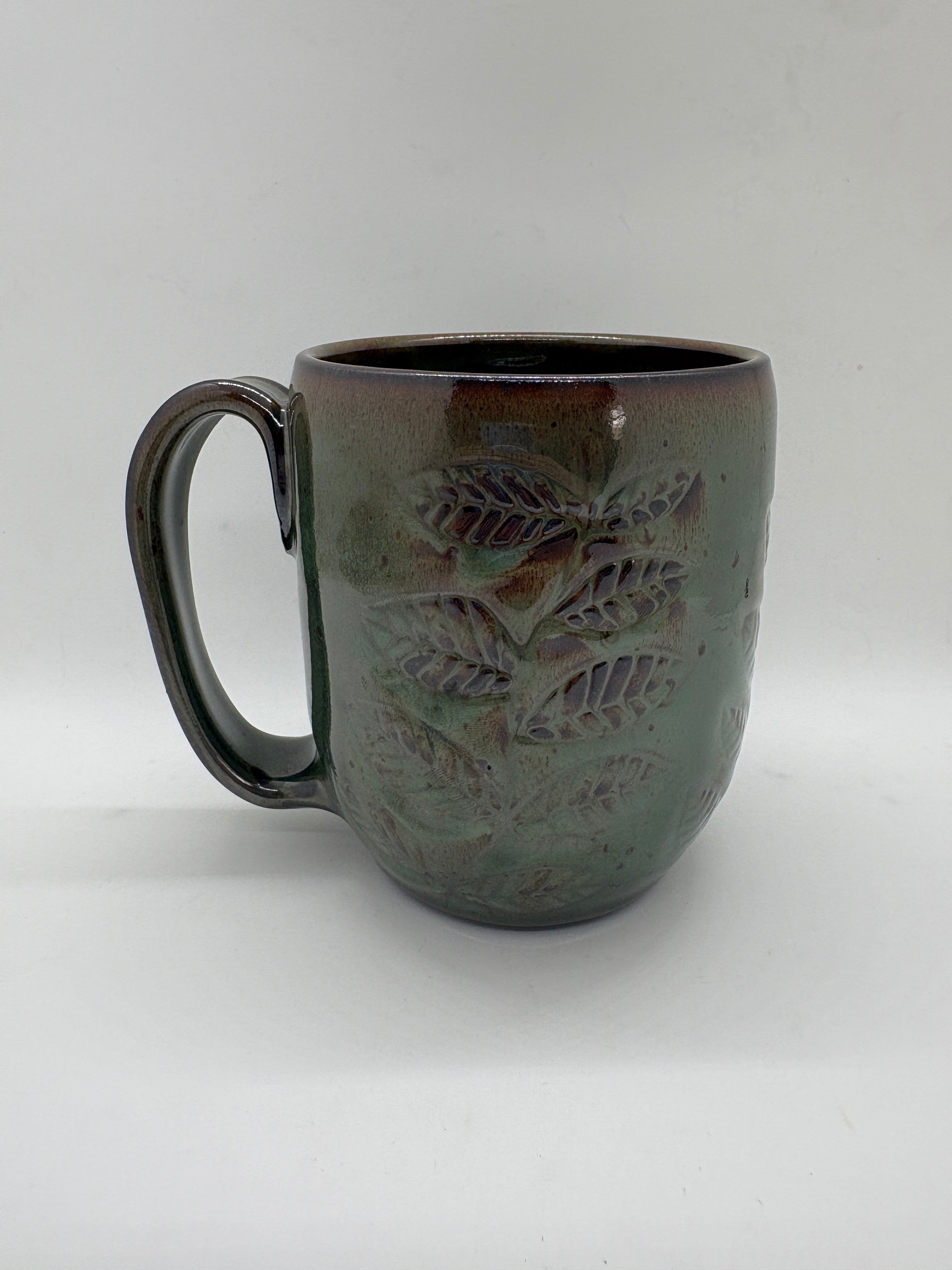 Leaf Carved Mugs