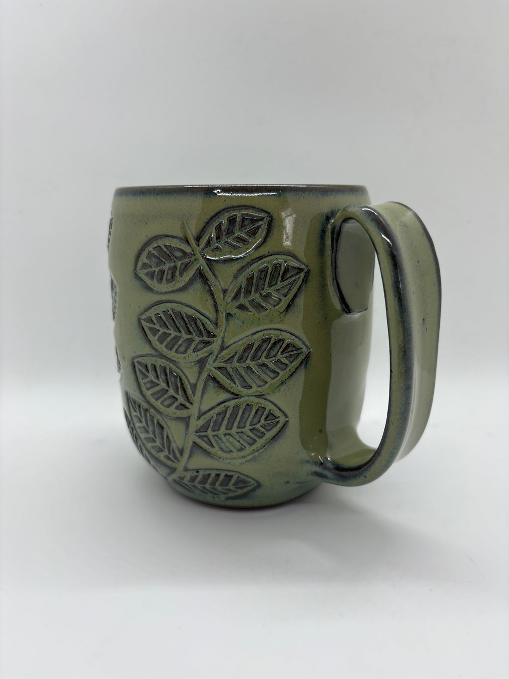Leaf Carved Mugs