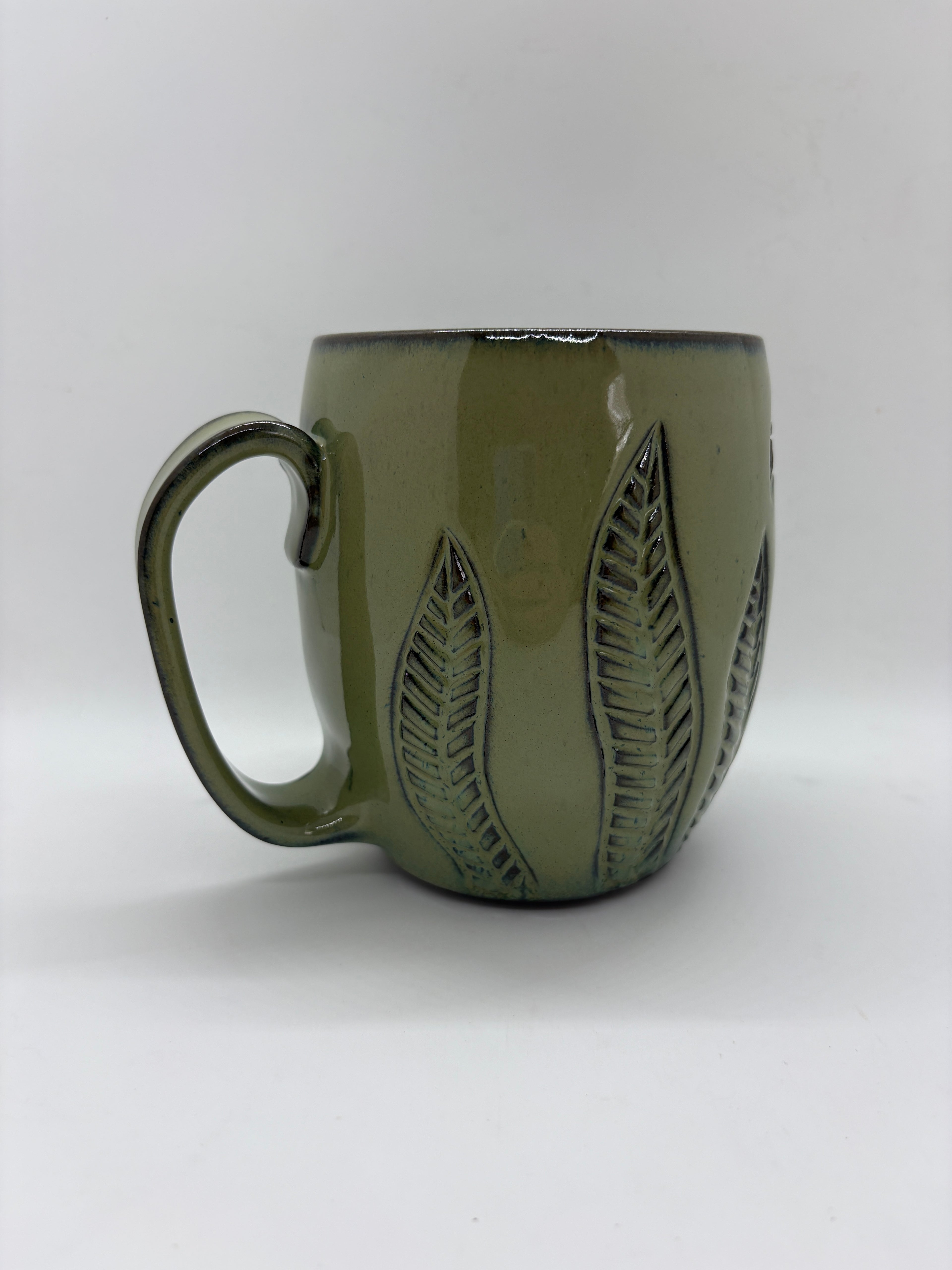 Leaf Carved Mugs