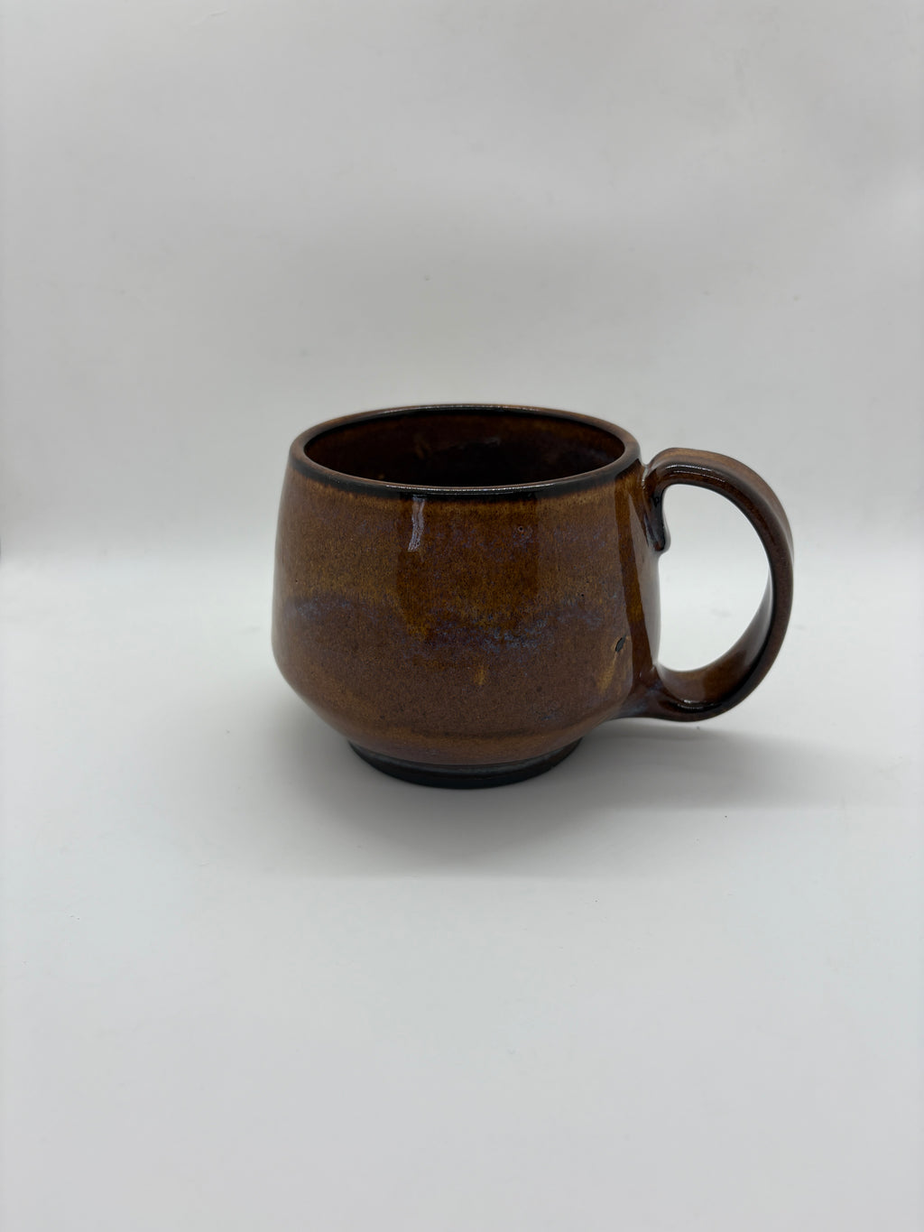 Low profile sienna mugs